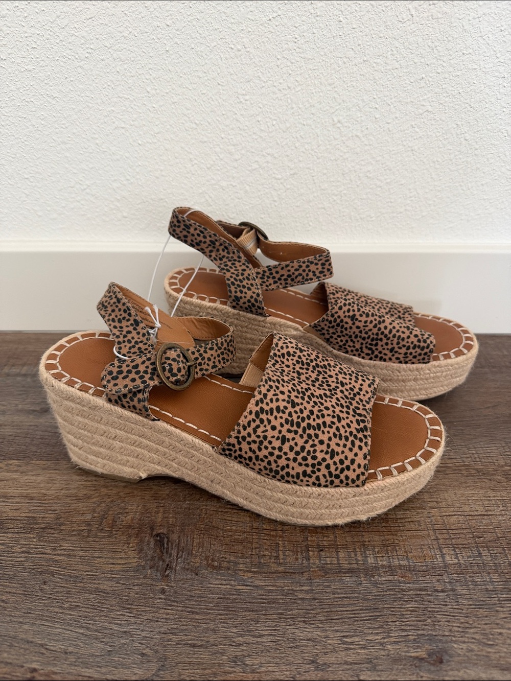 Women’s Wedge Sandals